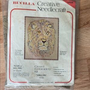 Bucilla Creative Needlecraft Jungle King vintage lion crewel kit NWT